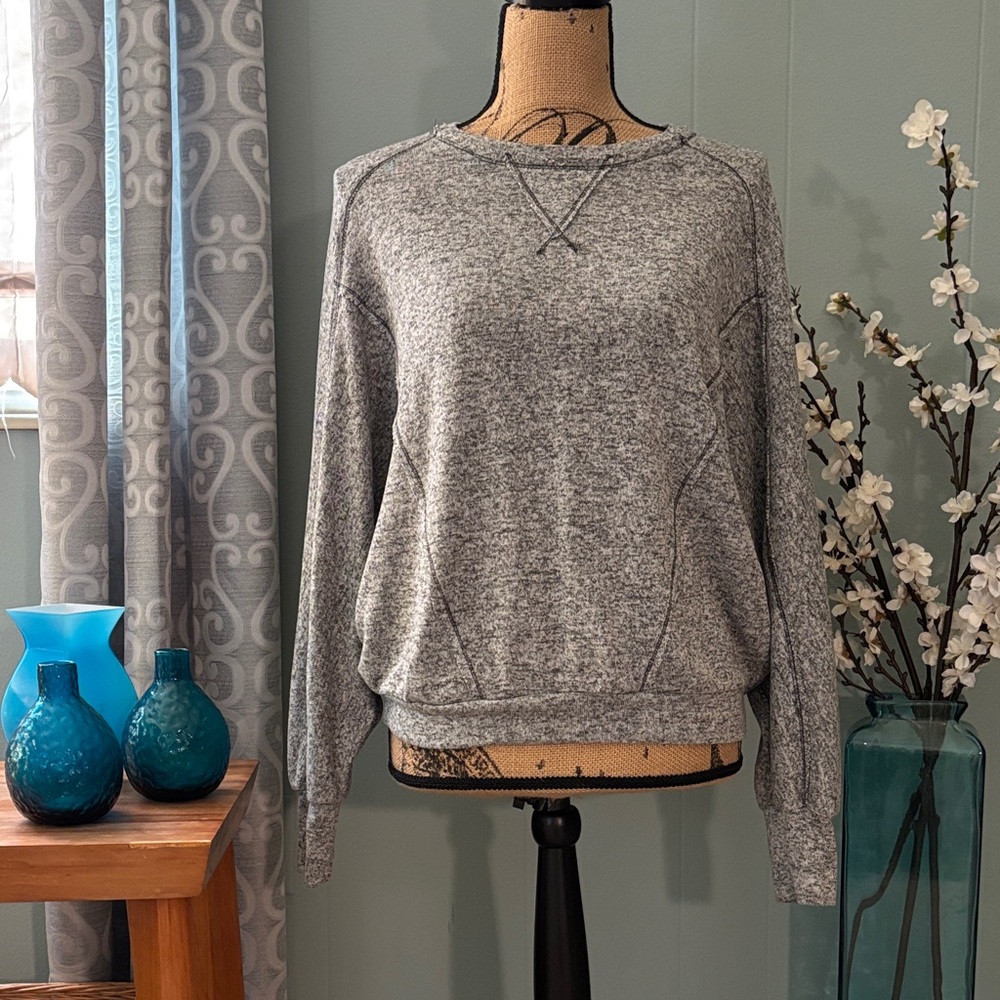 June & Ivy Dolman Sleeve Knit Raw Hem Shirt
